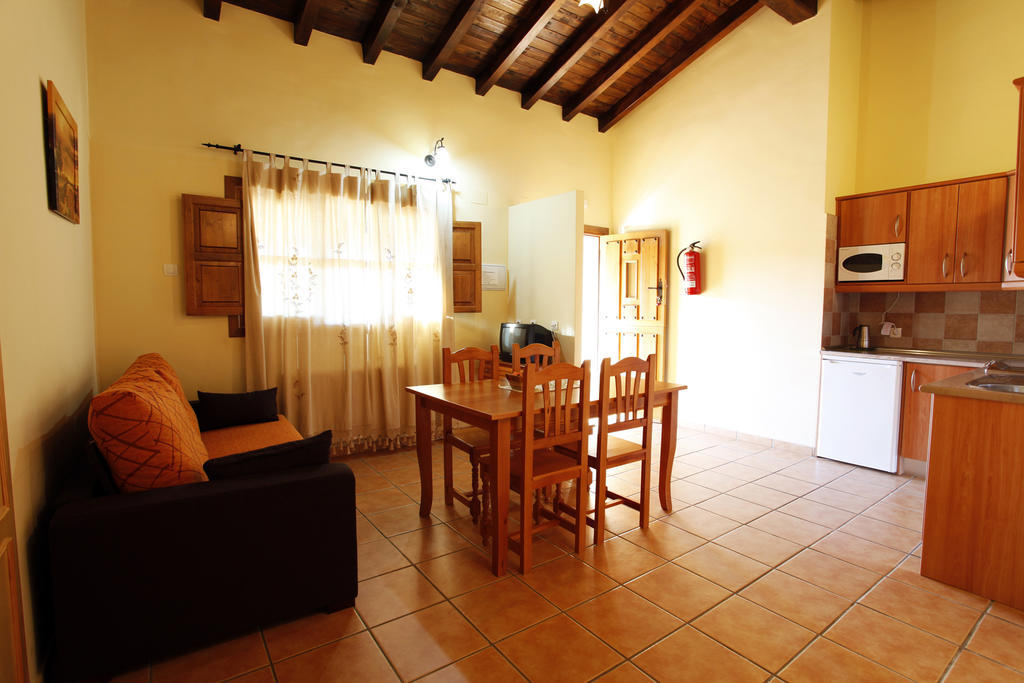 Casas Rurales Fuente Del Aliso Guest House Hervas Room photo
